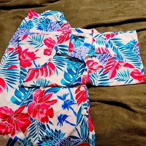 Used Hilo Hattie's Hawaiian outfit